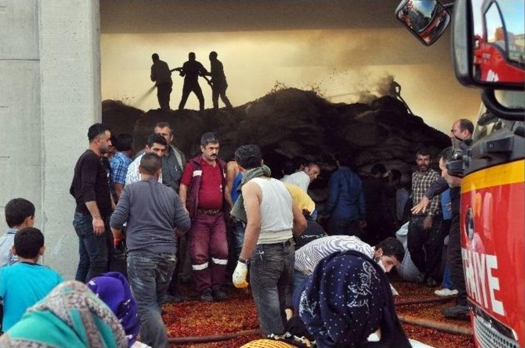 Biber Fabrikasında Yangın &Ccedil;ıktı