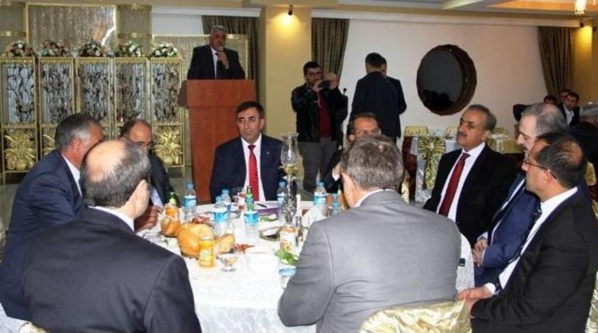 Başbakan Yardımcısı Yılmaz Van&rsquo;da