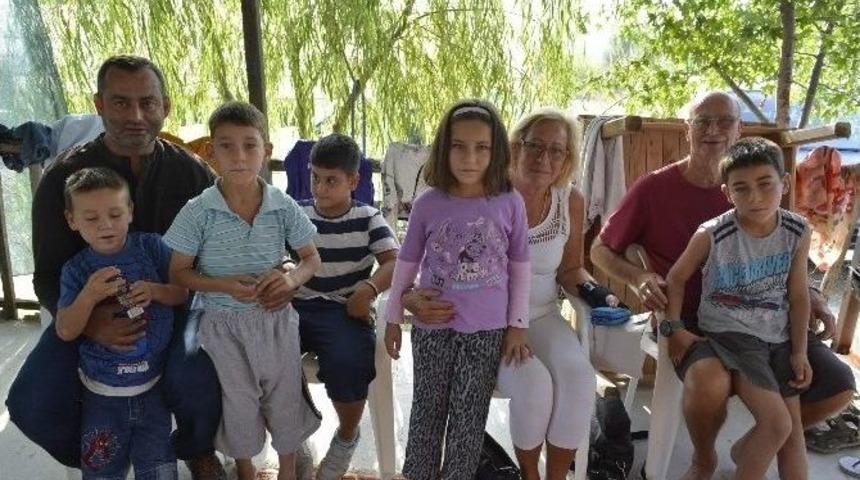 Seydikemer De Yerleşik İngilizler&rsquo;den &Ouml;rnek Davranış