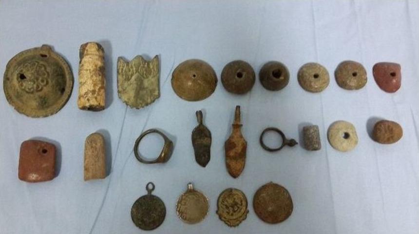 Tarihi Eserleri Satmaya &Ccedil;alışırken Yakalandı