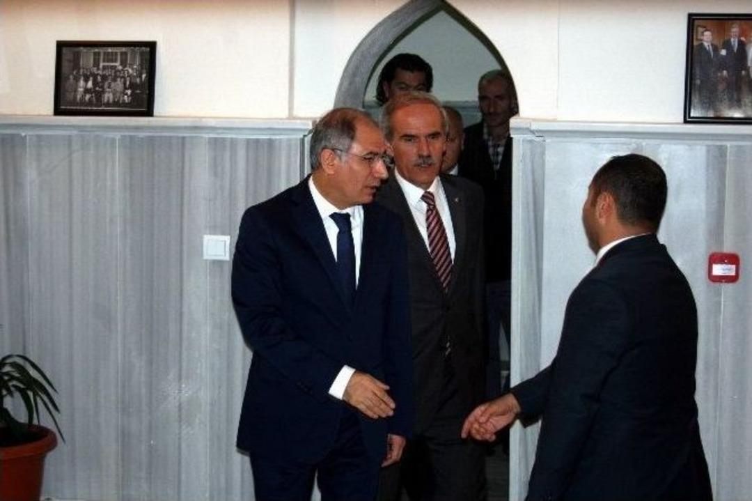 Efkan Ala&rsquo;dan Cumhurbaşkanına Sigara Teşekk&uuml;r&uuml;