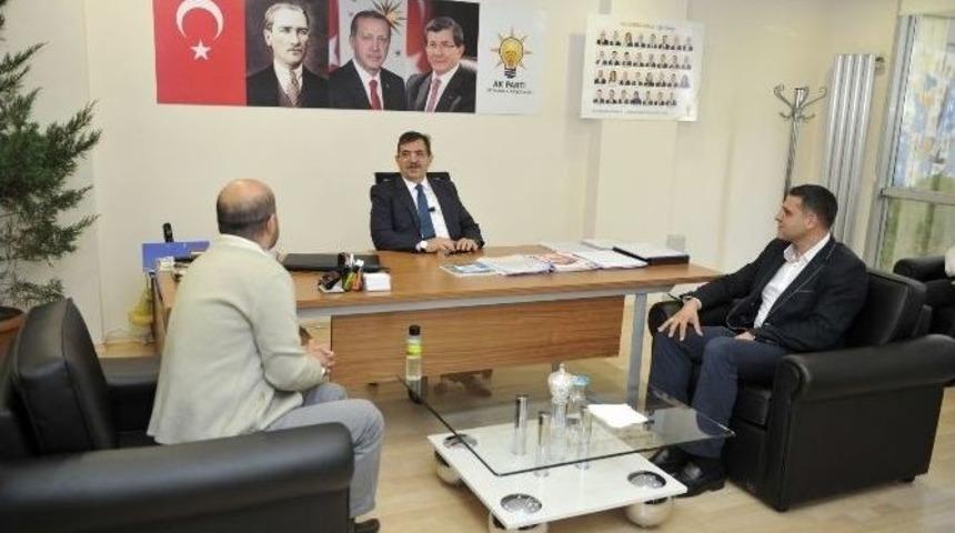 &Ccedil;evre Ve Şehircilik Bakanı İdris G&uuml;ll&uuml;ce, 1. B&ouml;lge E&ccedil;im Koordinasyon Merkezi&rsquo;ni Ziyaret Etti