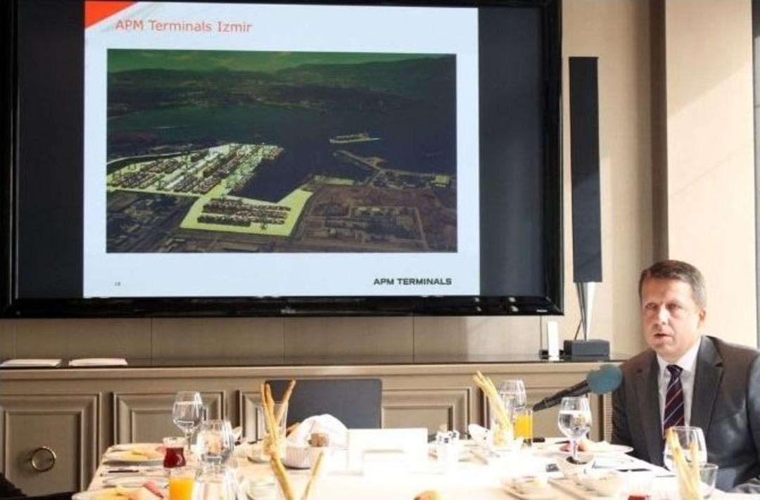 Petkim Limanına D&uuml;nyanın En B&uuml;y&uuml;k Vin&ccedil;leri Getirildi