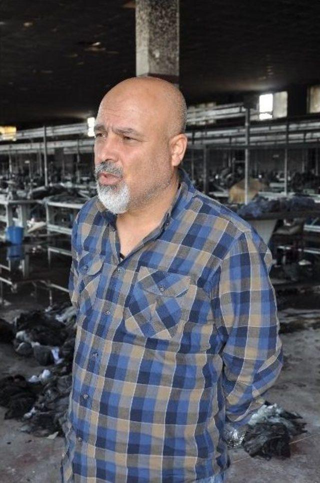 Sorgun’da Yanan Tekstil Fabrikasında Enkaz Kaldırma İşleri Başladı