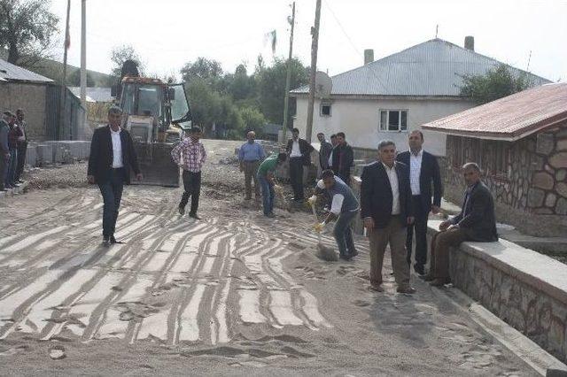 Muş’un Köyleri Çamurdan Kurtuluyor