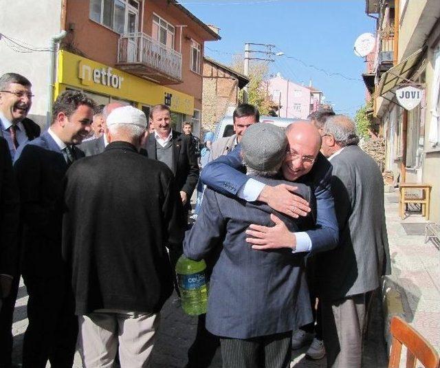 Ak Parti Milletvekili Adayları Gazel Ve Nazlı Hisarcık’ta