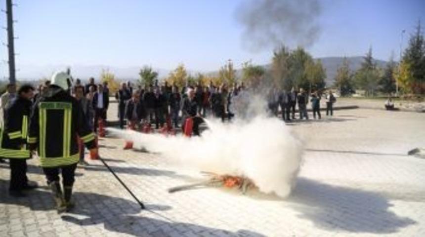 Sd&uuml;&rsquo;de Yangın S&ouml;nd&uuml;rme Eğitimi