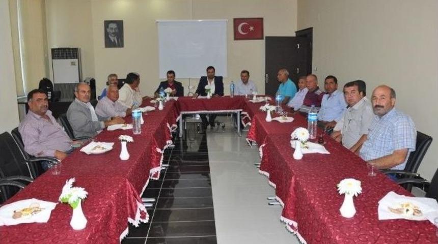 Yardıma Muhta&ccedil; &Ouml;ğrencilere Kışlık Mont Dağıtıldı