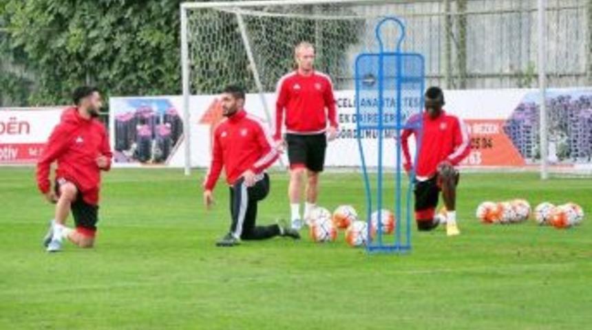 Gaziantepspor, Mersin İdmanyurdu Ma&ccedil;ının Hazırlıklarına Başladı