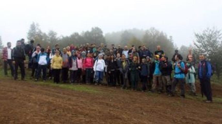 Doğaseverler Değirmendere&rsquo;de Y&uuml;r&uuml;d&uuml;