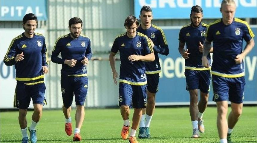 Fenerbah&ccedil;e, Ajax Ma&ccedil;ı Hazırlıklarını S&uuml;rd&uuml;rd&uuml;