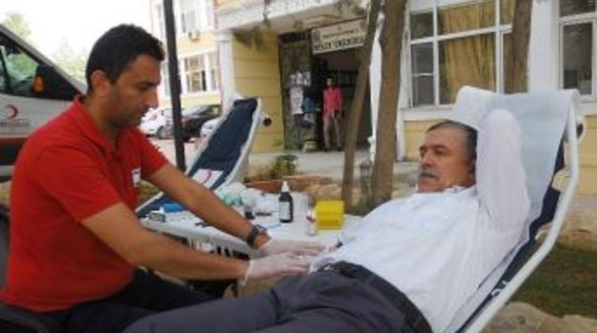 Meslek Y&uuml;ksekokulu&rsquo;ndan Kan Bağışı