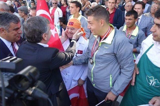 İlçelerdeki Yatırım Hamlesi 4 İlçede Birden Devam Etti