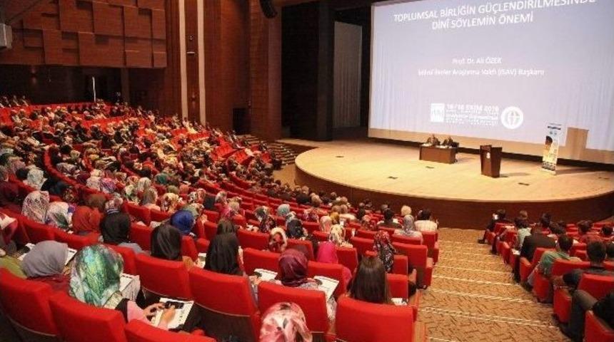 “toplumsal Birliğin Sağlanmasında Dini Söylemin Önemi” Konulu Sempozyumun Açılış Töreni Yapıldı