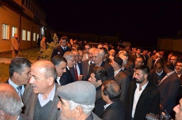 Ak Parti Milletvekili Adaylarına Adilcevaz’da Yoğun İlgi