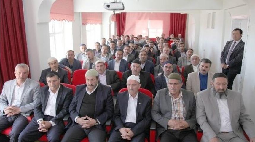 Ahlat&rsquo;taki Din G&ouml;revlilerine Konferans