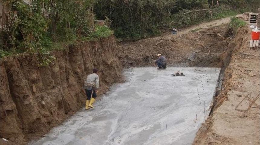 Yenice K&ouml;y Deresinde Islah &Ccedil;alışması