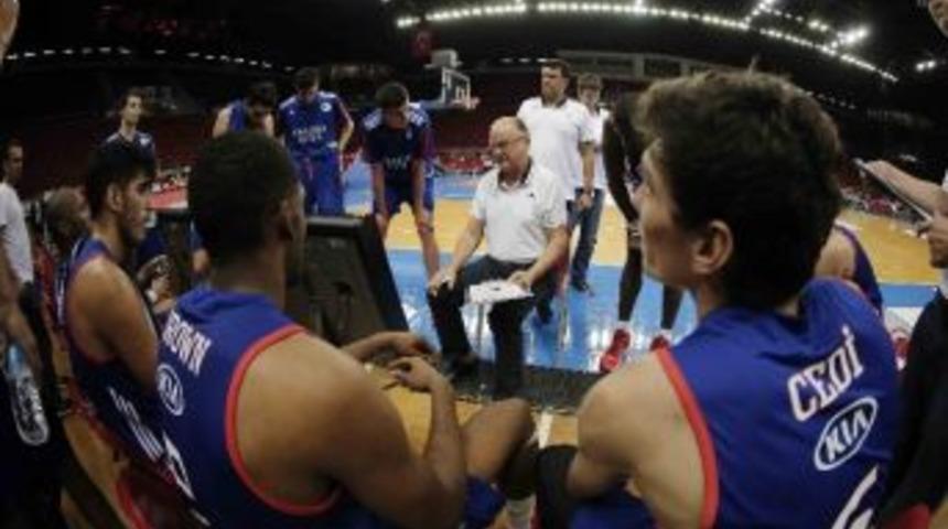 Anadolu Efes İle Ea Mılano 21. Randevuda