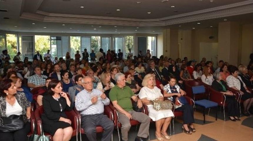 T&uuml;rk D&uuml;nyasında Kadının Rol&uuml;ne Dikkat &Ccedil;ekildi