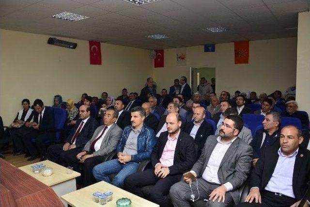 Ak Parti Genel Başkan Yardımcısı Özdağ Sungurlu’da Partililerle Bir Araya Geldi