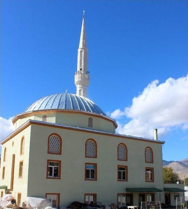 Büyükşehir’den Cami Ve Kur’an Kurslarına Özel Bakım