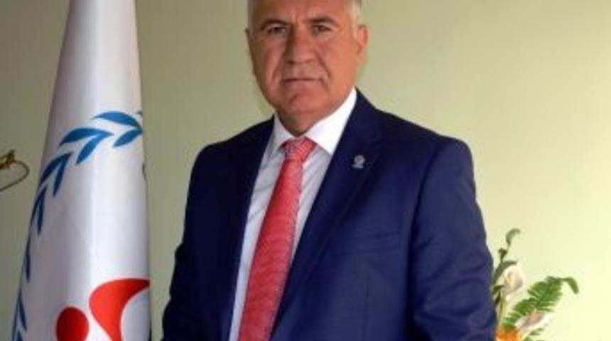 Eskrimciler, D&uuml;nya Ve Avrupa Şampiyonalarına Katılıyor