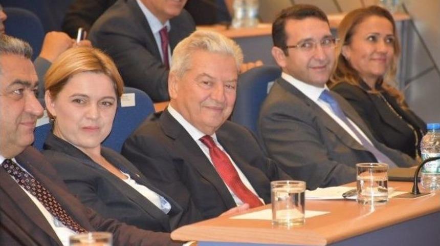 Ak Parti İzmir Milletvekili İbrahim Turhan: