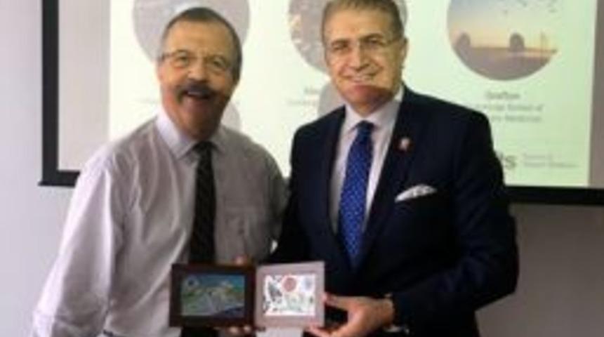 İstanbul Aydın &Uuml;niversitesi, Tufts &Uuml;niversitesi İle Anlaşma İmzaladı