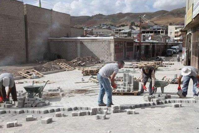 Özalp Belediyesi’nin Yol Yapım Çalışmaları