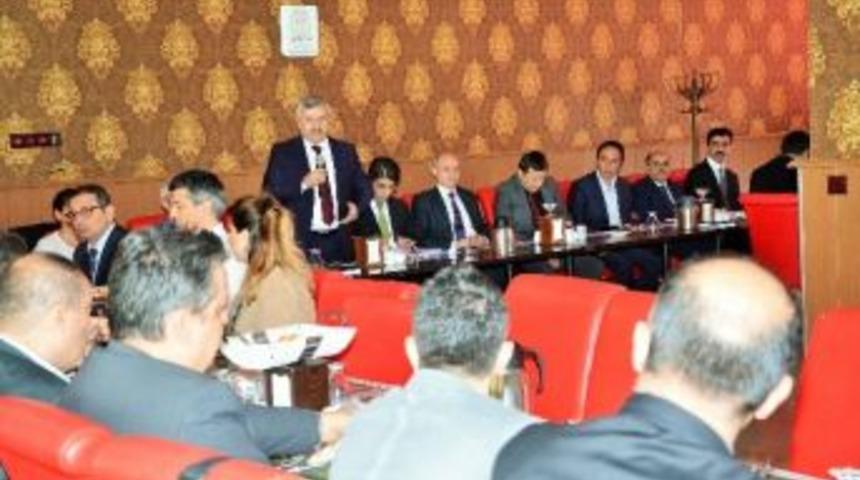 İmar M&uuml;d&uuml;rleri K&ouml;rfez&rsquo;de Toplandı