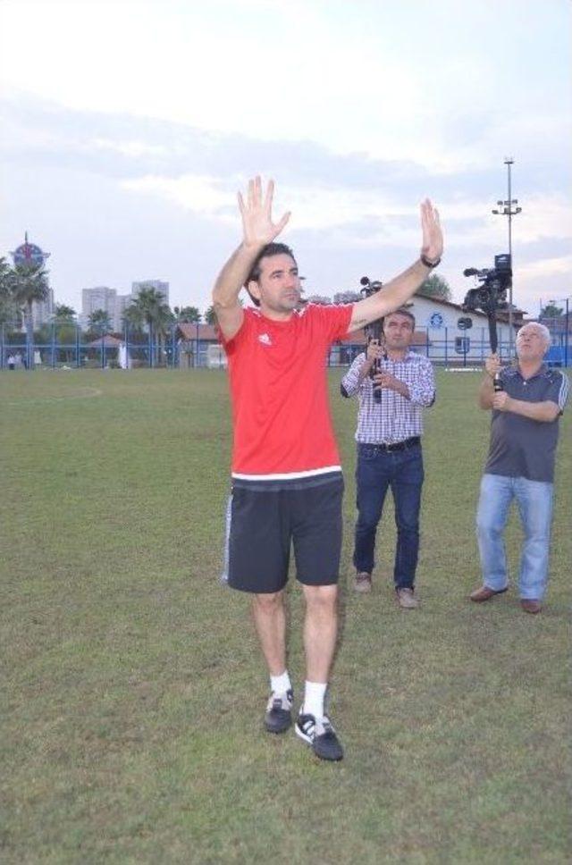 Taraftardan Adana Demirspor’a Destek