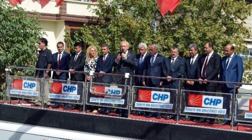 Kılı&ccedil;daroğlu, Besni Ve G&ouml;lbaşı İl&ccedil;elerinde Partililere Hitap Etti