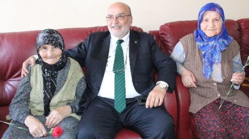 Ahmet Yelis Huzurevini Ziyaret Etti