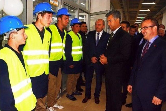 İçdaş Biga Mesleki Ve Teknik Anadolu Lisesi Hizmete Girdi