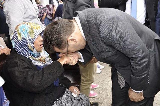 Şehit Polis Son Yolculuğuna Uğurlandı