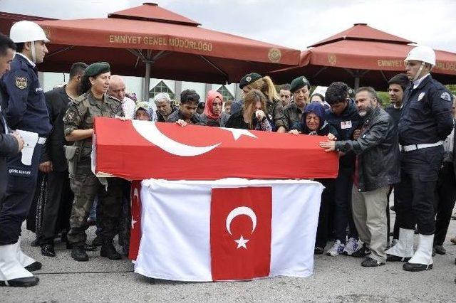 Şehit Polis Son Yolculuğuna Uğurlandı