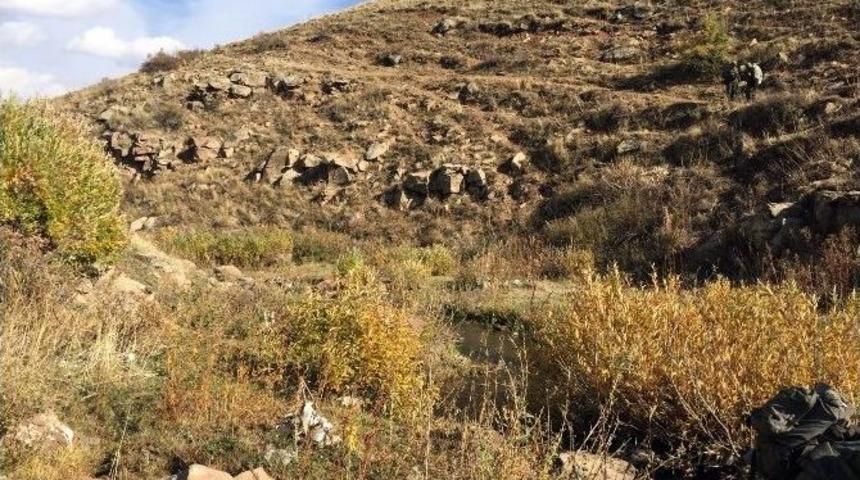 Bing&ouml;l&rsquo;de Ter&ouml;ristlerin Sığınakları İmha Edildi