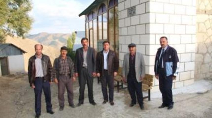 Konukseven K&ouml;y&uuml;n&uuml;n Cami Tadilatını &Uuml;stlendi