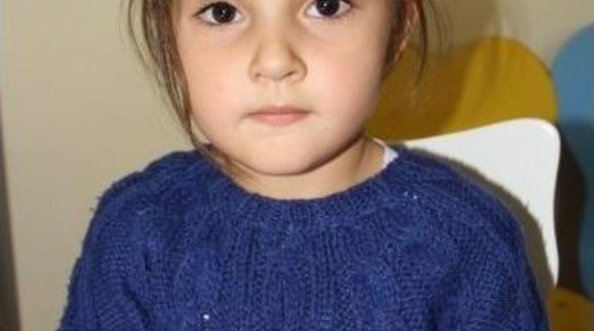 Podovan&rsquo;dan Minik &Ouml;ğrencilere El Ve Ayak Bakımı