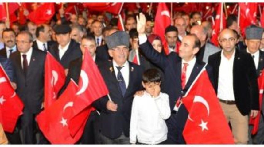 Ay Yıldız Yıldırım’da Parlayacak