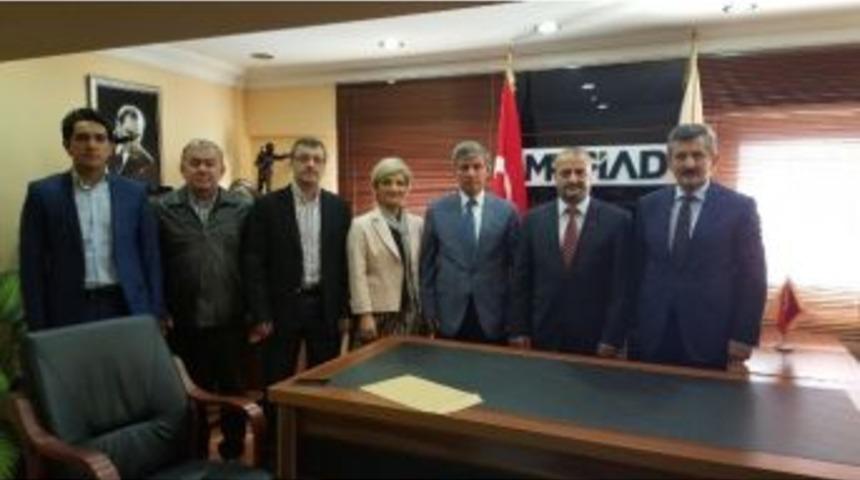 Ali Uzun, M&uuml;siad Ziyaretinde Ak Parti&rsquo;ye Destek İstedi