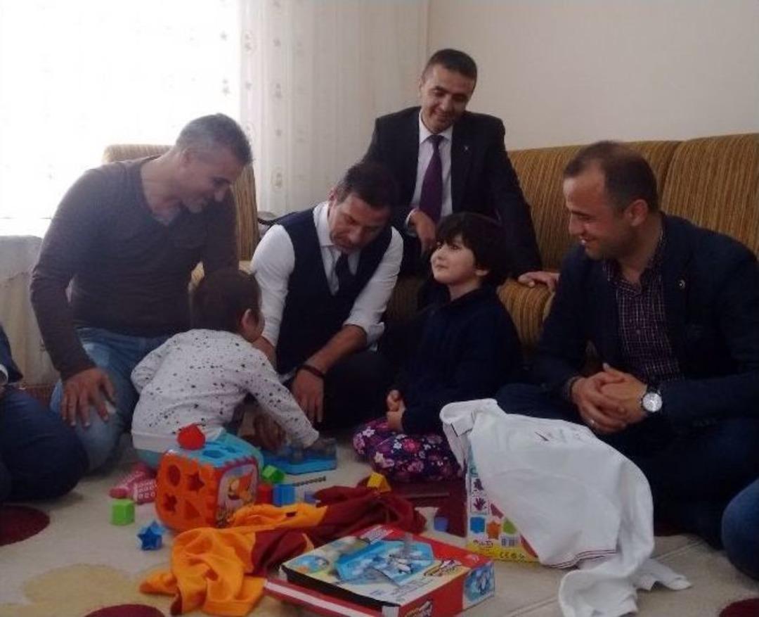 Galatasaray&rsquo;ın Efsane İsimlerinden Anlamlı Destek