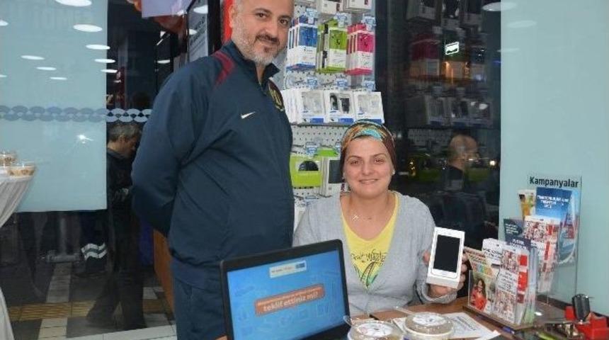 İphone 6s&rsquo;e Trabzon&rsquo;da Aşureli Lansman