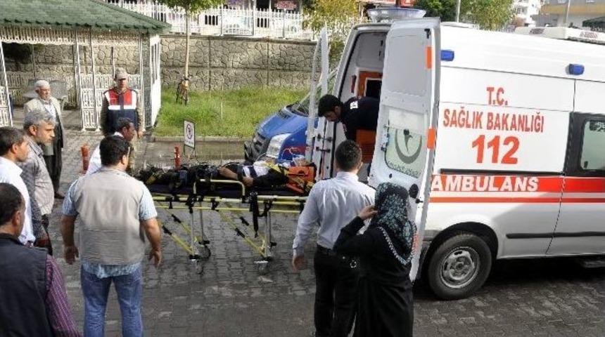 Kahta&rsquo;da &Ouml;ğrenci Servisi Kaza Yaptı: 1&rsquo;i Ağır 8 Yaralı