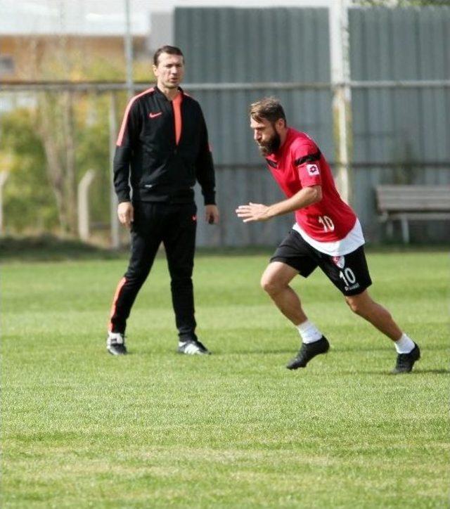 (özel Haber) Elazığspor’un En Önemli Silahı Serdar