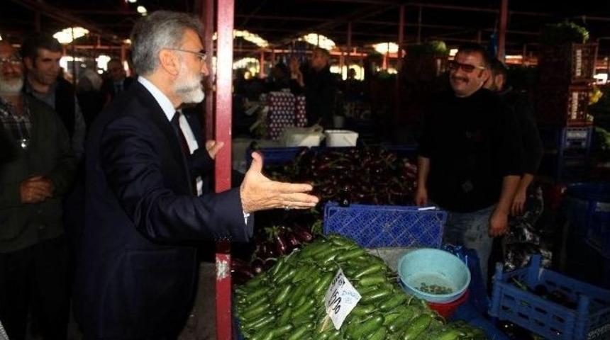 Eski Bakan Yıldız Se&ccedil;im &Ccedil;alışmalarını Hız Kesmeden S&uuml;rd&uuml;r&uuml;yor