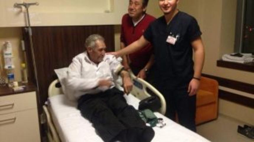 Unesco &Ouml;d&uuml;ll&uuml; Hayri Dev Hastaneye Kaldırıldı