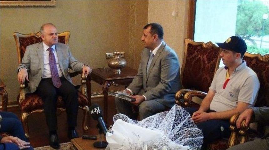 Vali &Ccedil;akacak, Ptt Heyetini Kabul Etti