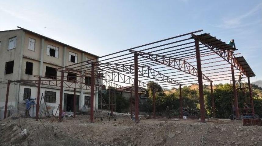 Başkan Alıcık&rsquo;tan Kardeşk&ouml;y&rsquo;e &Ccedil;ok Ama&ccedil;lı Sosyal &Ccedil;atı