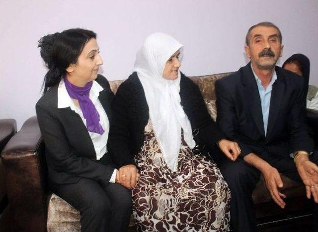 Hdp Eş Genel Başkanı Yüksekdağ Siirt’te